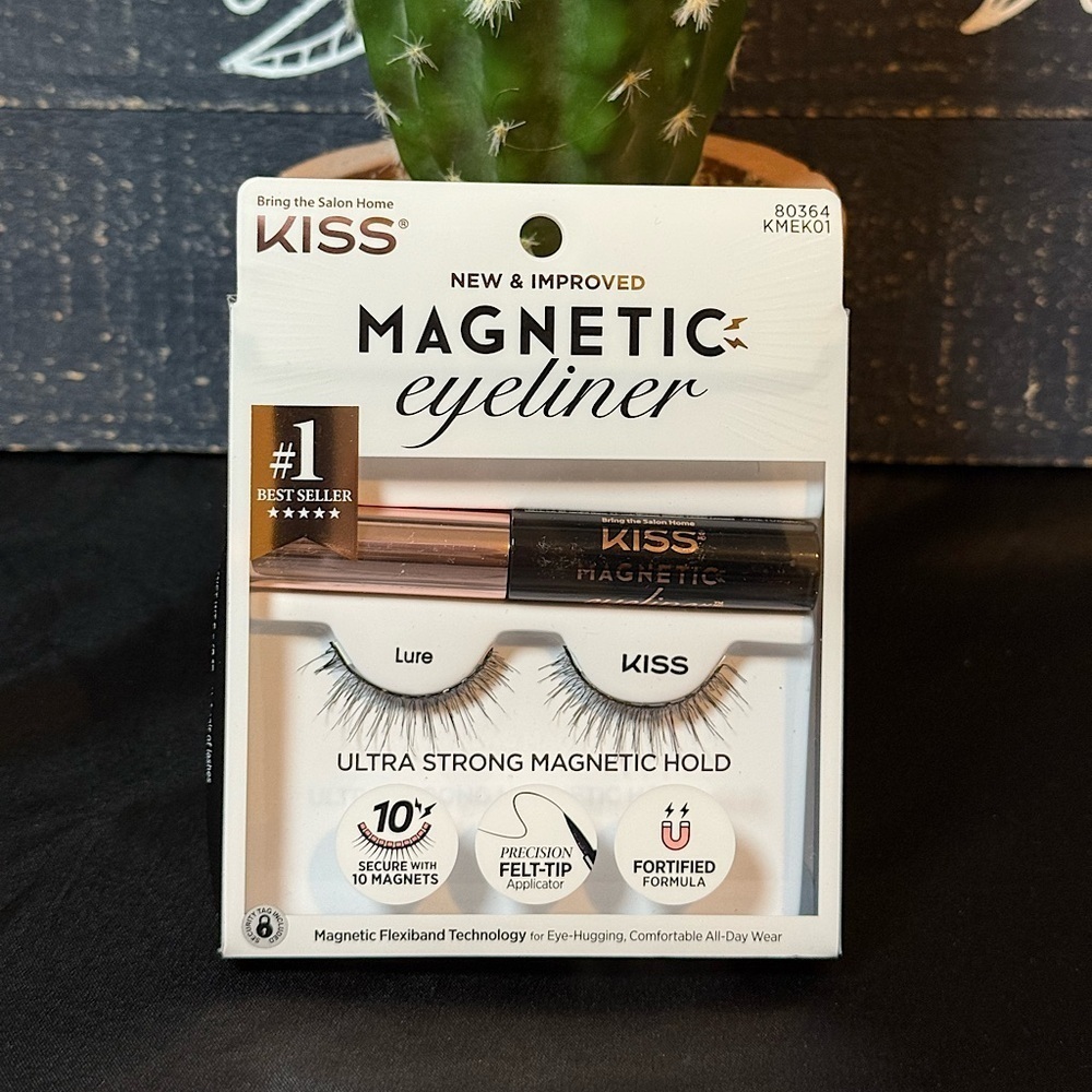 Kiss Magnetic Eyeliner and Lashes - Black